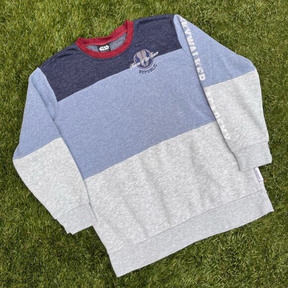 Disney Our Universe Star Wars Colorblock Striped Youth Crewneck Sweatshirt XL - Picture 1 of 13